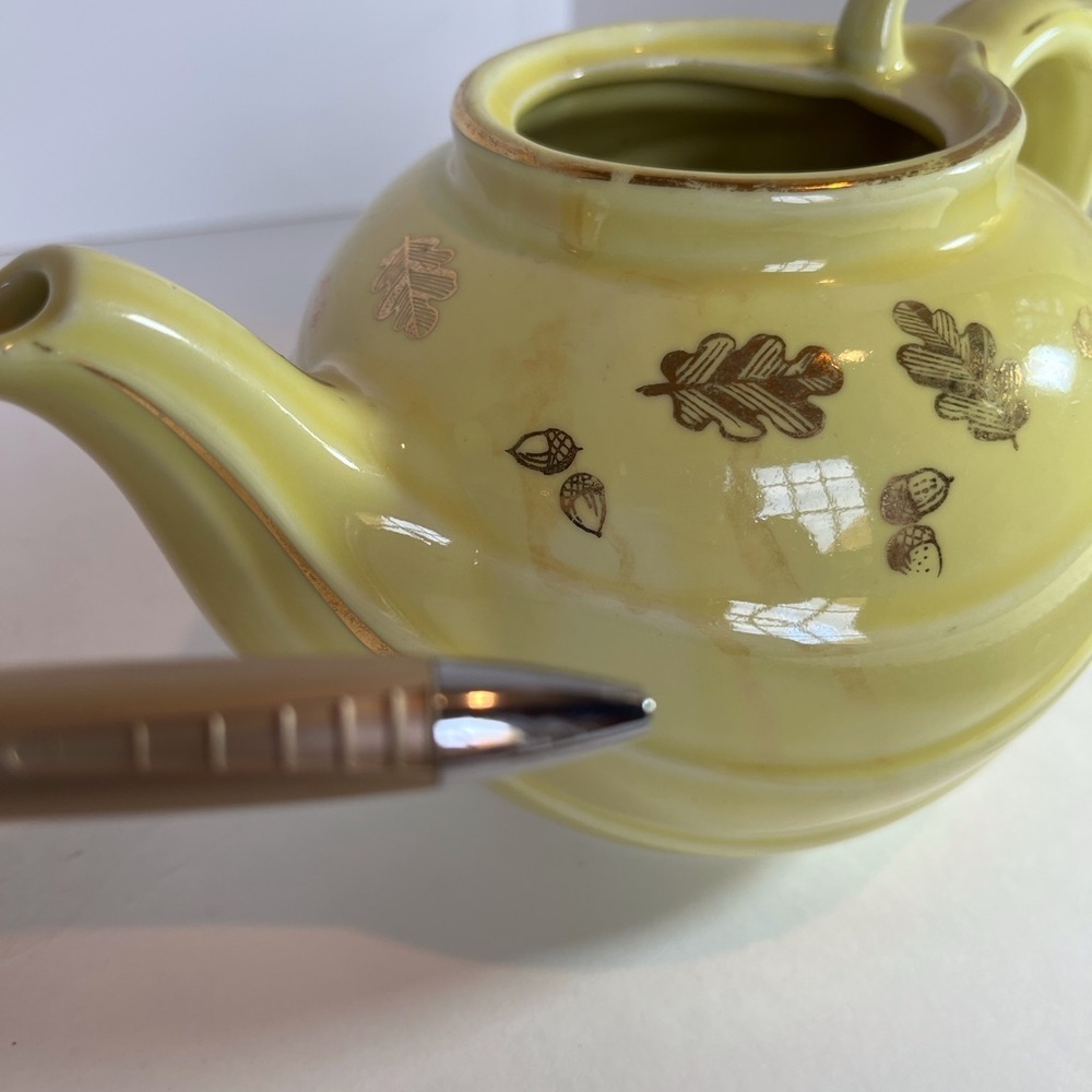 Vintage Hall USA Teapot with Hook Lid - Picture 9 of 11